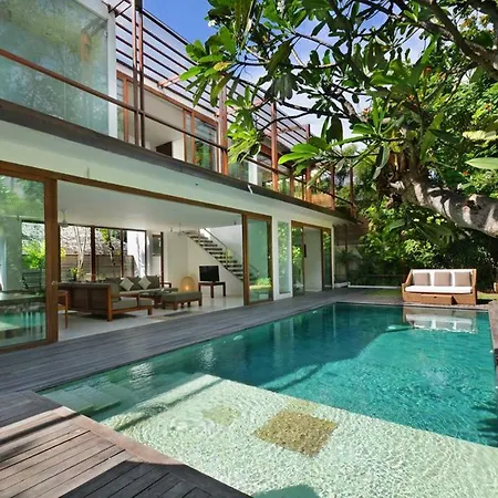 Beach Axis Villa, Seminyak Exterior photo