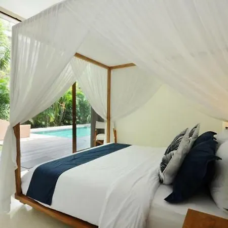 Beach Axis Villa, Seminyak Exterior photo